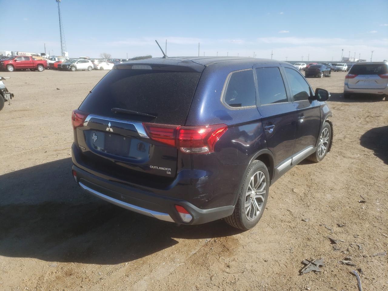 Photo 4 from auction – 2016 MITSUBISHI OUTLANDER with VIN JA4AD3A33GZ046845