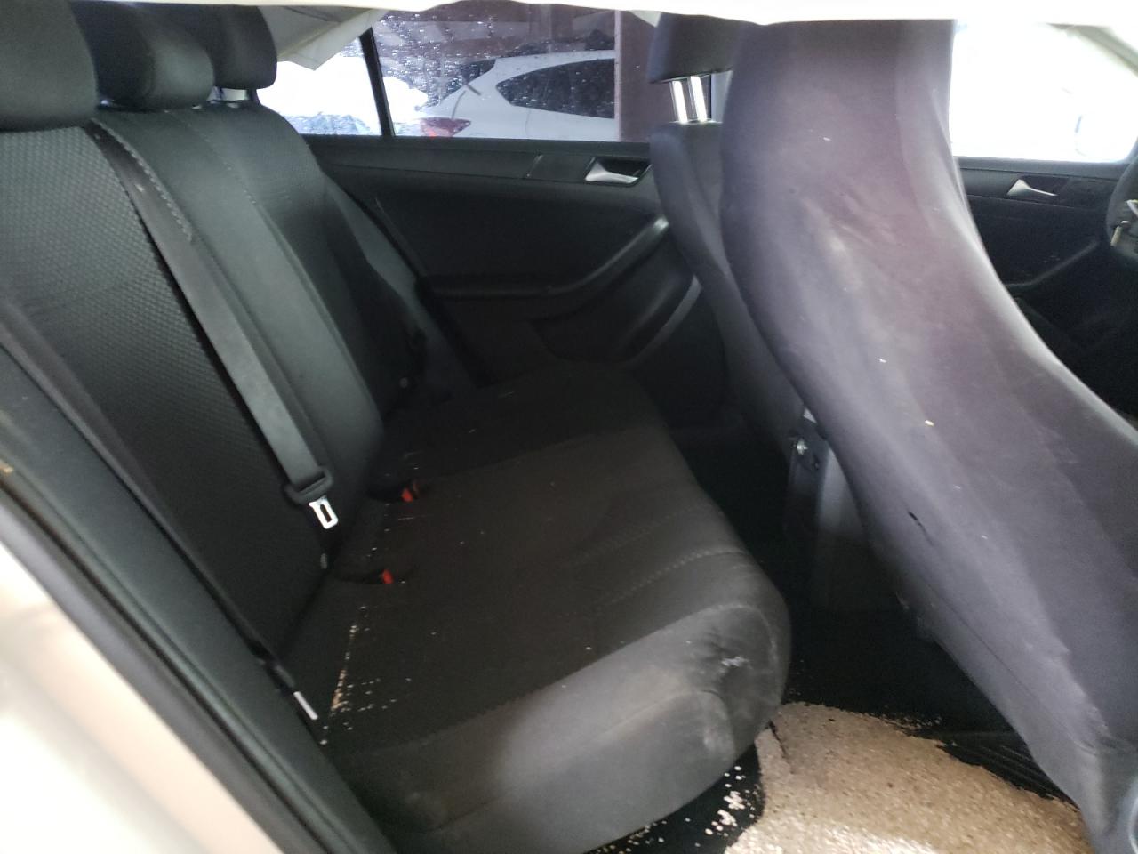 Photo 6 from auction – 2014 VOLKSWAGEN JETTA BASE with VIN 3VW2K7AJXEM414973
