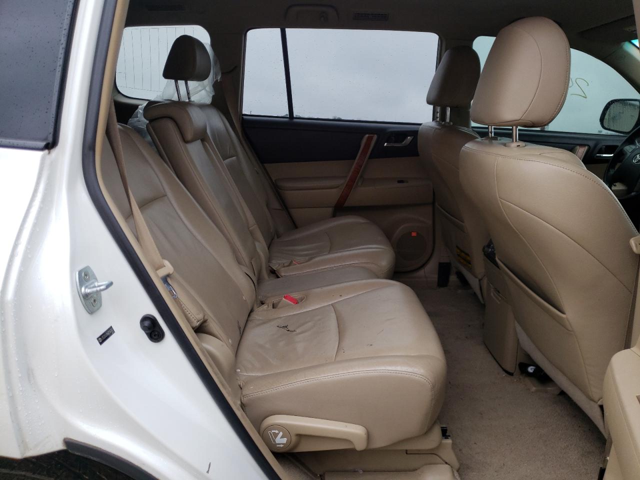 Photo 6 from auction – 2008 TOYOTA HIGHLANDER with VIN JTEDS42A682043441