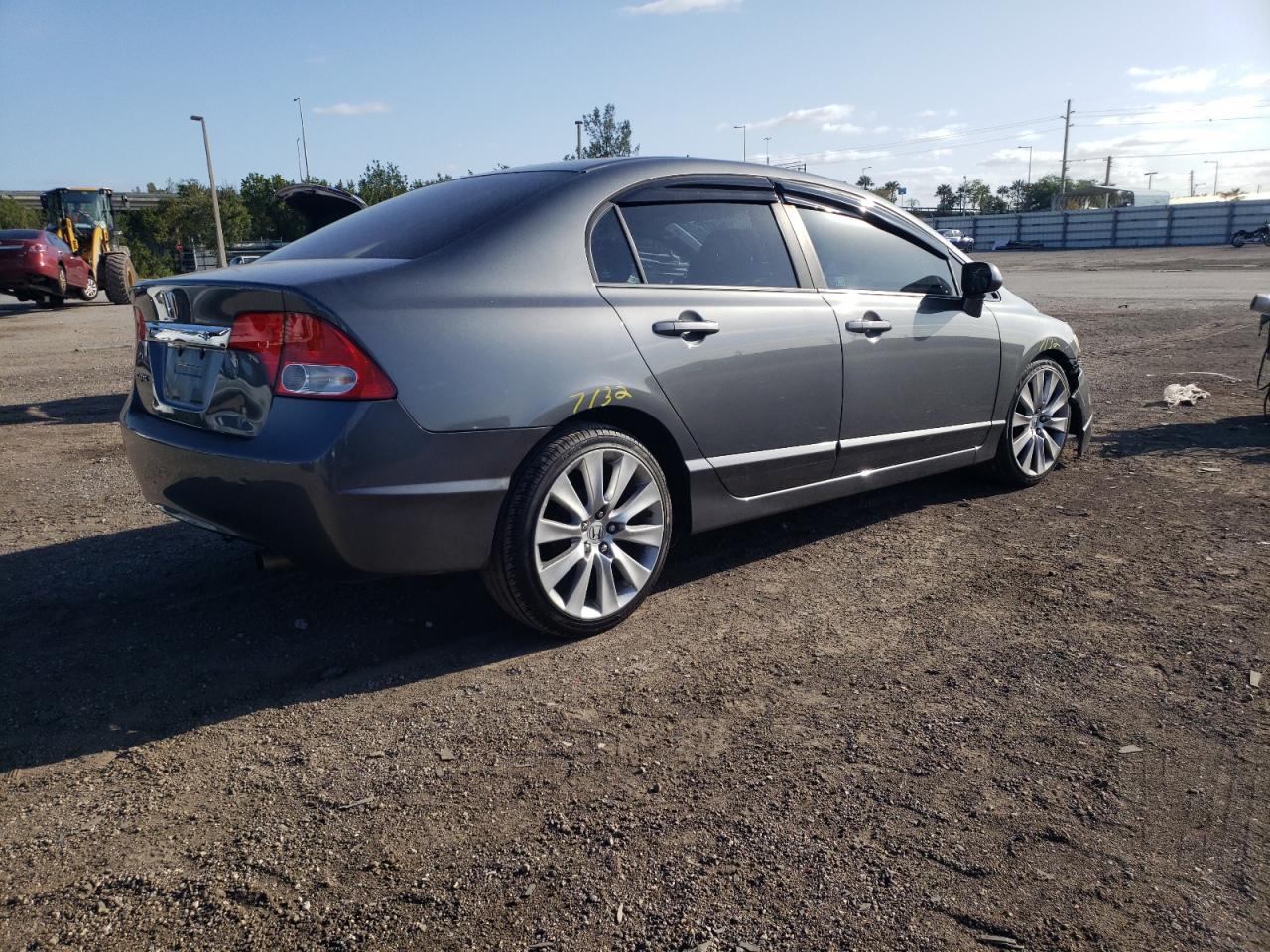 Photo 4 from auction – 2011 HONDA CIVIC LX with VIN 19XFA1F53BE036596