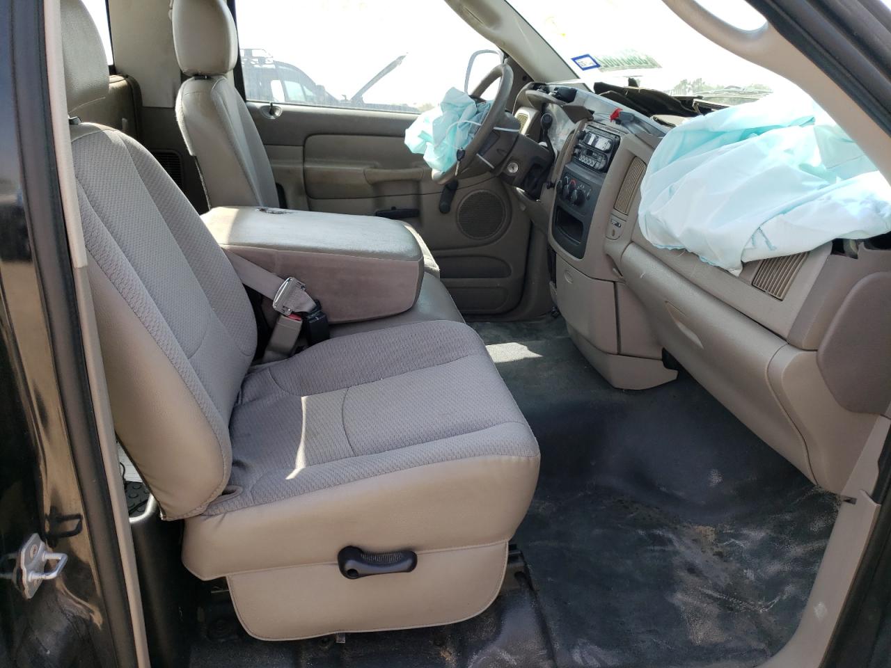 Photo 5 from auction – 2003 DODGE RAM 1500 S with VIN 1D7HA16K43J669004