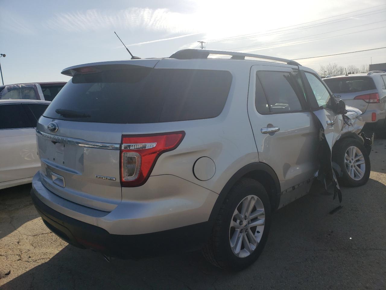 Photo 4 from auction – 2013 FORD EXPLORER X with VIN 1FM5K7D84DGB57371