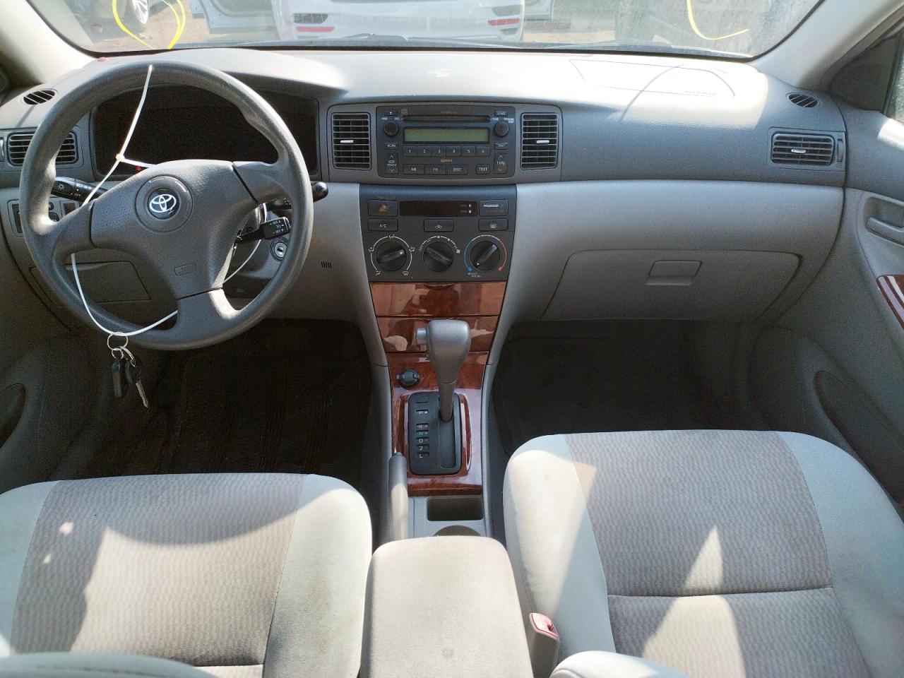 Photo 9 from auction – 2007 TOYOTA COROLLA CE with VIN JTDBR32E370109135