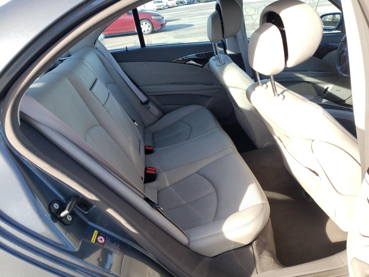 Photo 6 from auction – 2007 MERCEDES-BENZ E 350 with VIN WDBUF56X77A991749