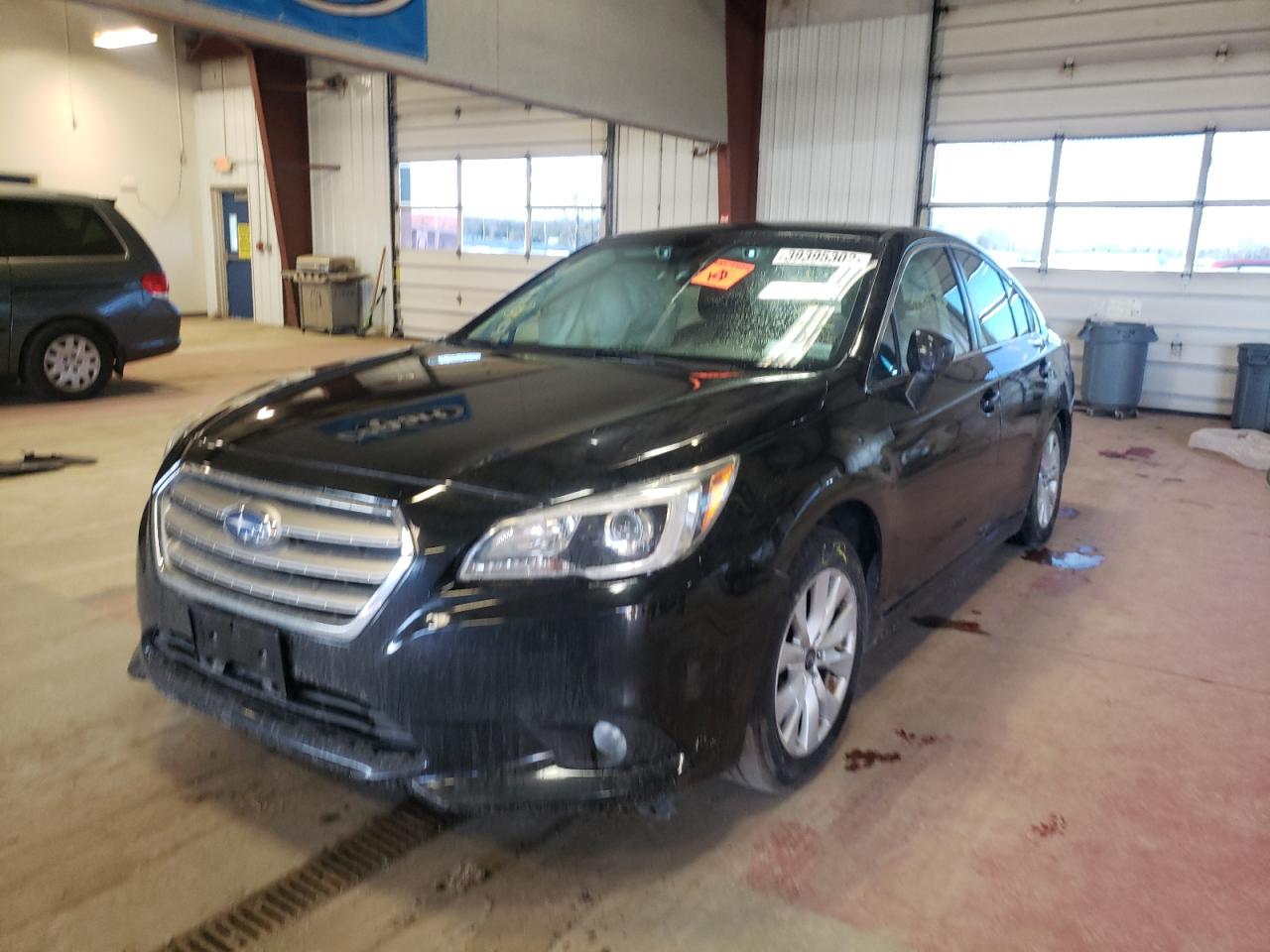 Photo 2 from auction – 2017 SUBARU LEGACY 2.5 with VIN 4S3BNAF68H3045208