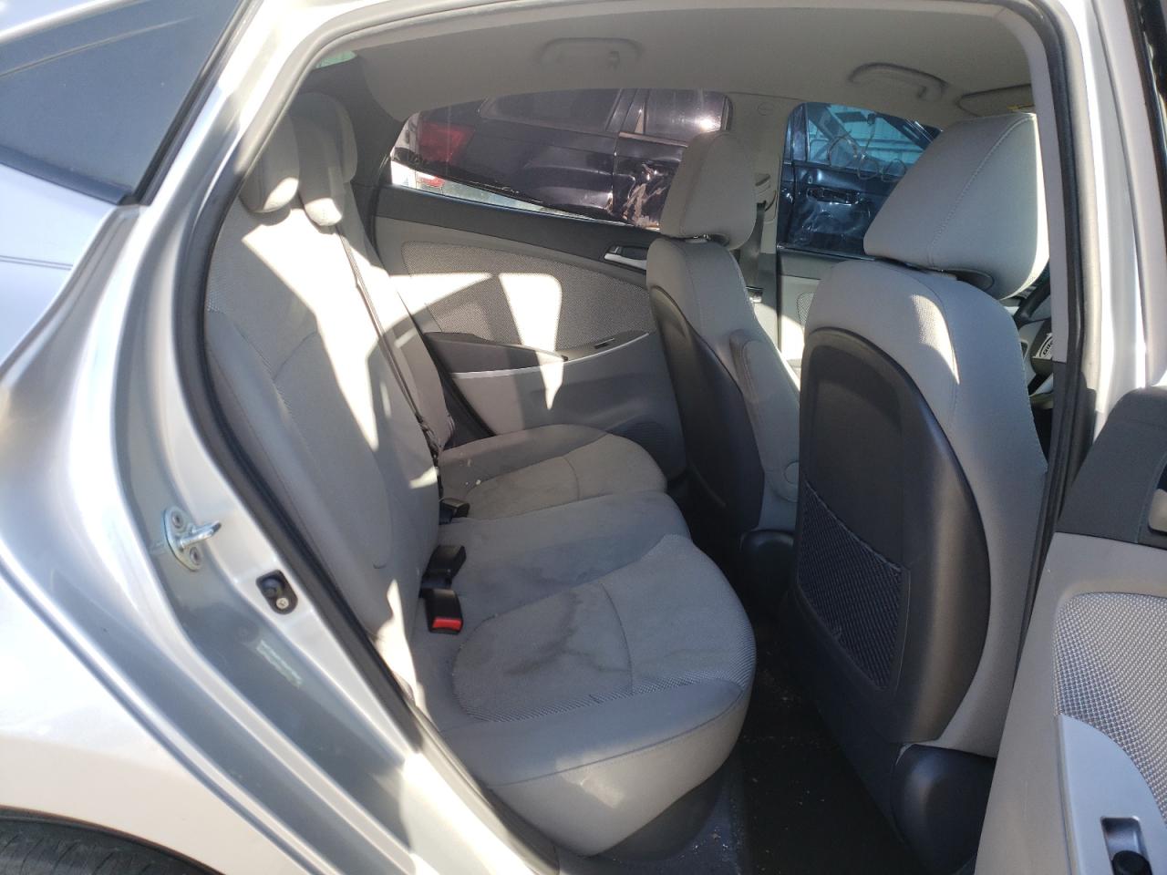 Photo 6 from auction – 2012 HYUNDAI ACCENT GLS with VIN KMHCT4AE6CU209421