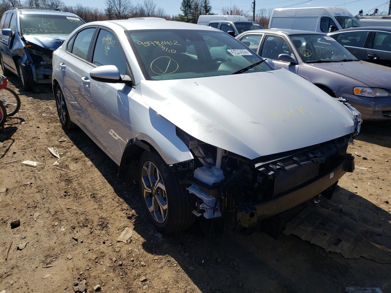 Photo 1 from auction – 2021 KIA FORTE FE with VIN 3KPF24AD9ME326163