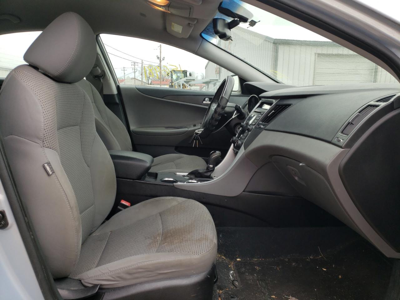 Photo 5 from auction – 2012 HYUNDAI SONATA GLS with VIN 5NPEB4AC3CH491641