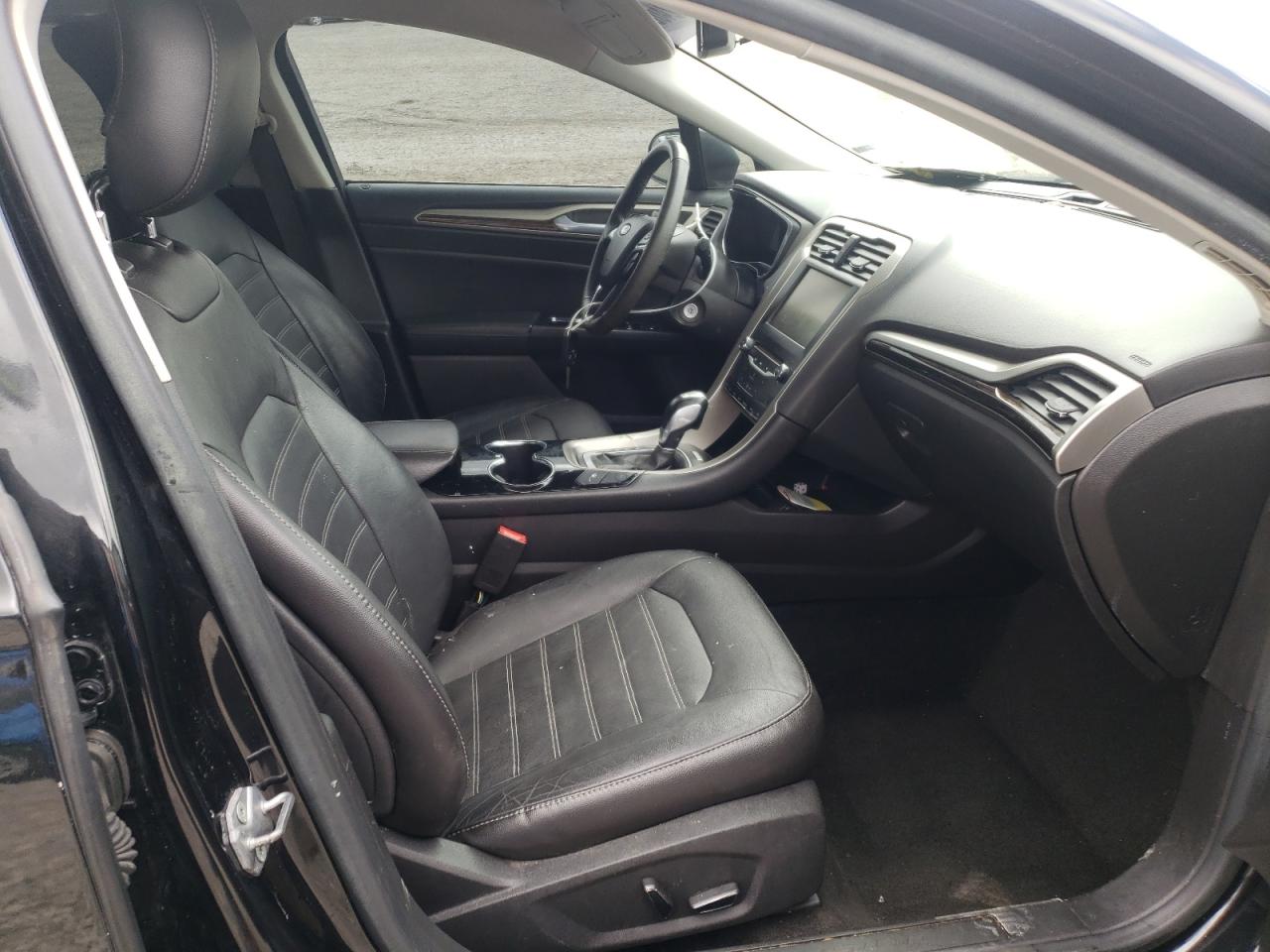 Photo 5 from auction – 2014 FORD FUSION SE with VIN 3FA6P0HD0ER225660