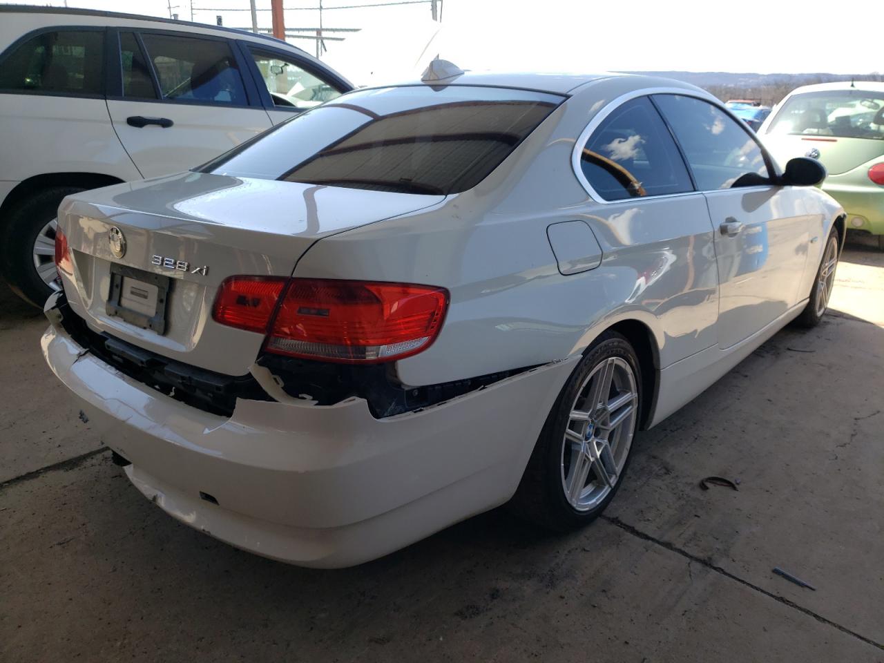 Photo 4 from auction – 2007 BMW 328 XI with VIN WBAWC33587PD06035