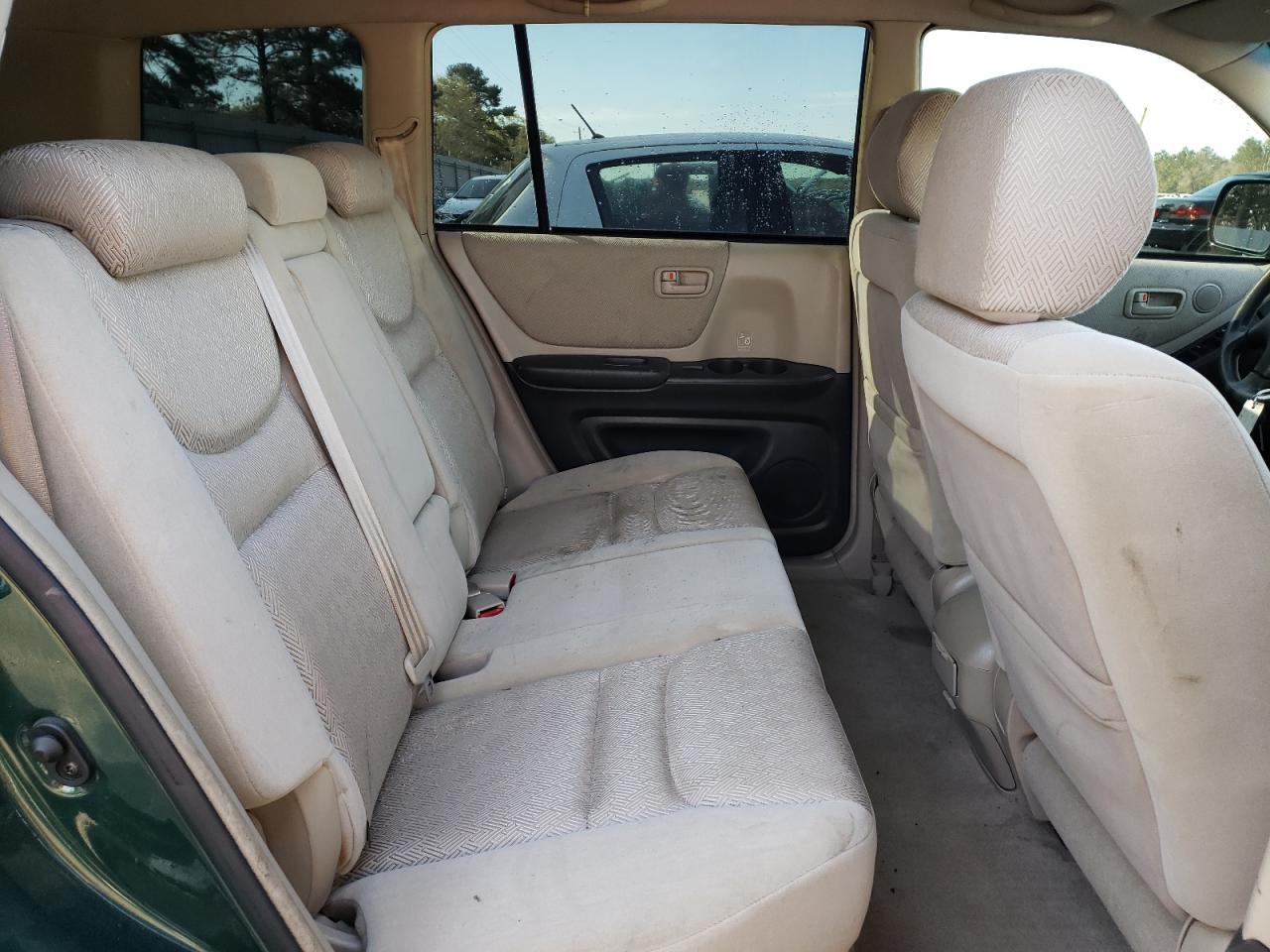Photo 6 from auction – 2003 TOYOTA HIGHLANDER with VIN JTEHF21A430135647