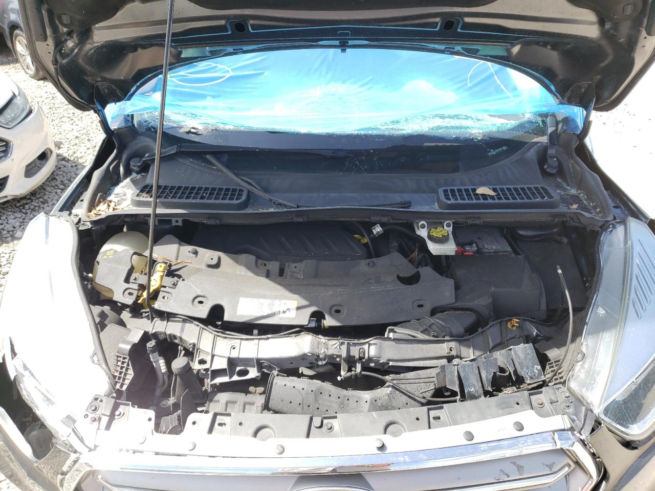 Photo 7 from auction – 2017 FORD ESCAPE SE with VIN 1FMCU0GD7HUE12846