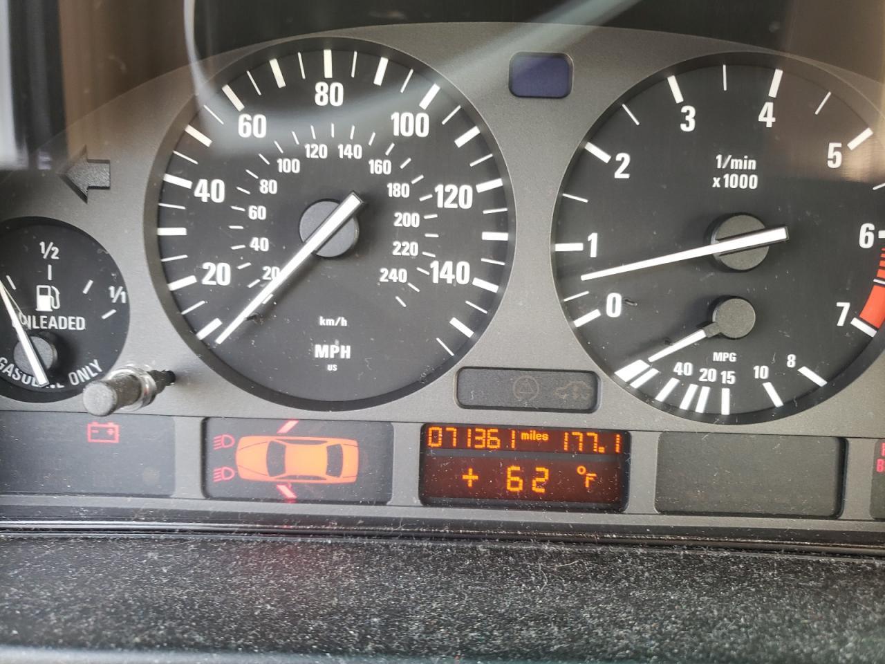 Photo 8 from auction – 1997 BMW 528 I with VIN WBADD5328VBV52287