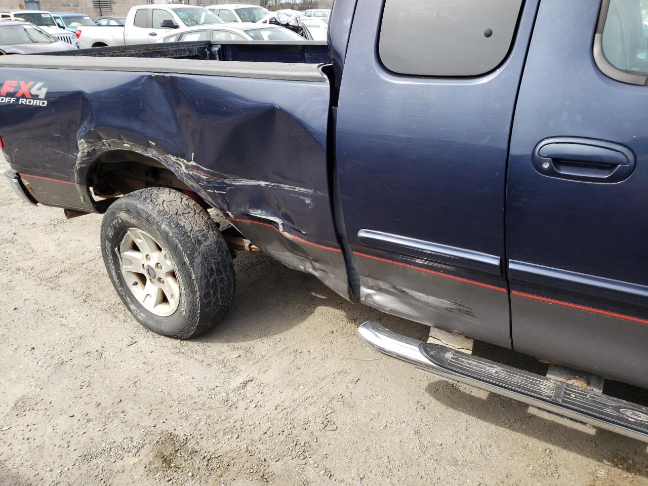 Photo 9 from auction – 2003 FORD F-150 with VIN 2FTRX18L23CB11489