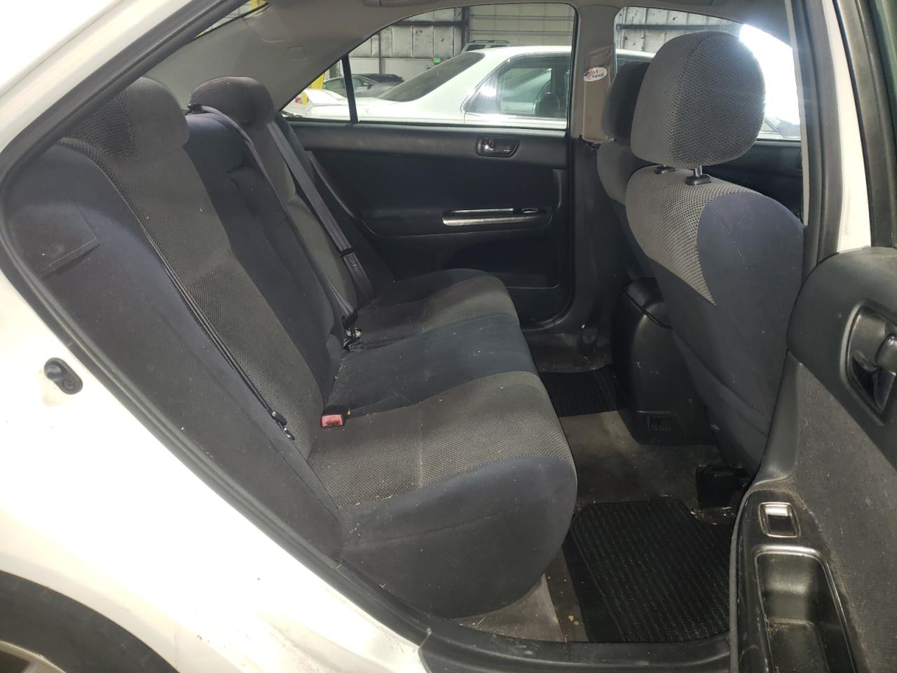 Photo 6 from auction – 2003 TOYOTA CAMRY LE with VIN 4T1BE30K33U154305