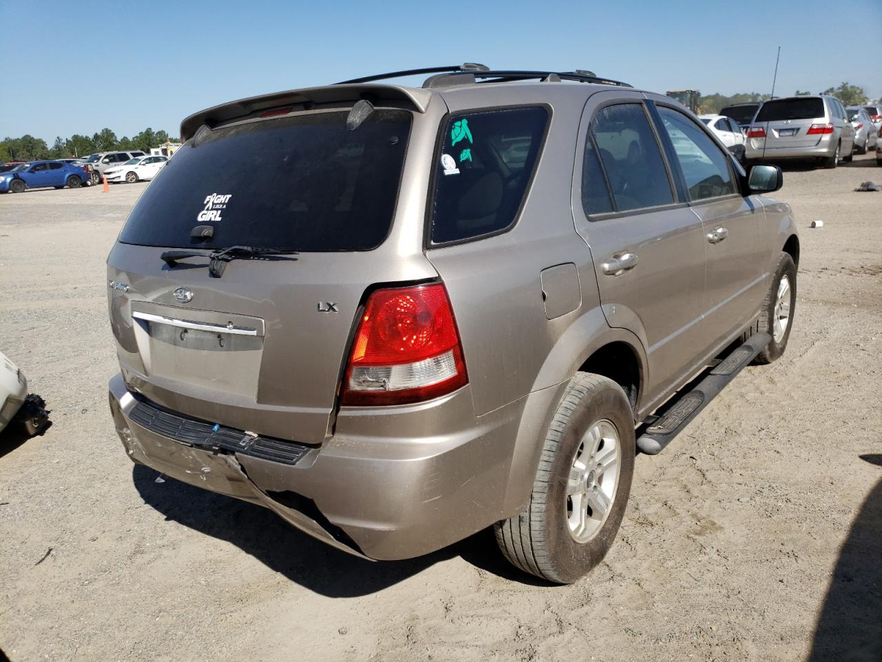صورة رقم 4 من المزاد - 2005 KIA SORENTO EX مع VIN KNDJD733655420959