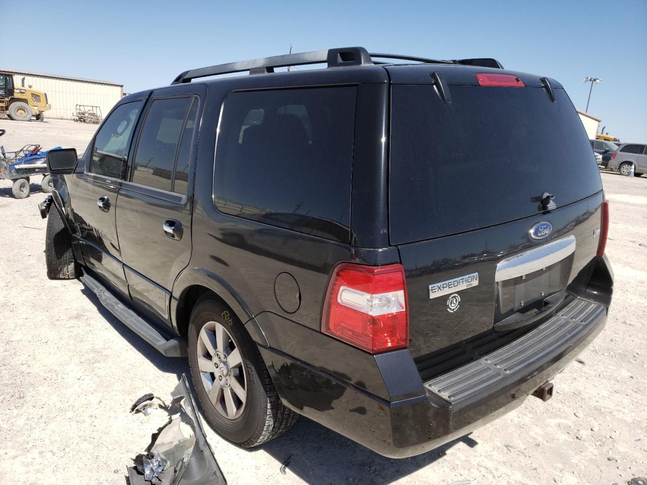 Photo 3 from auction – 2010 FORD EXPEDITION with VIN 1FMJU1F54AEA63880