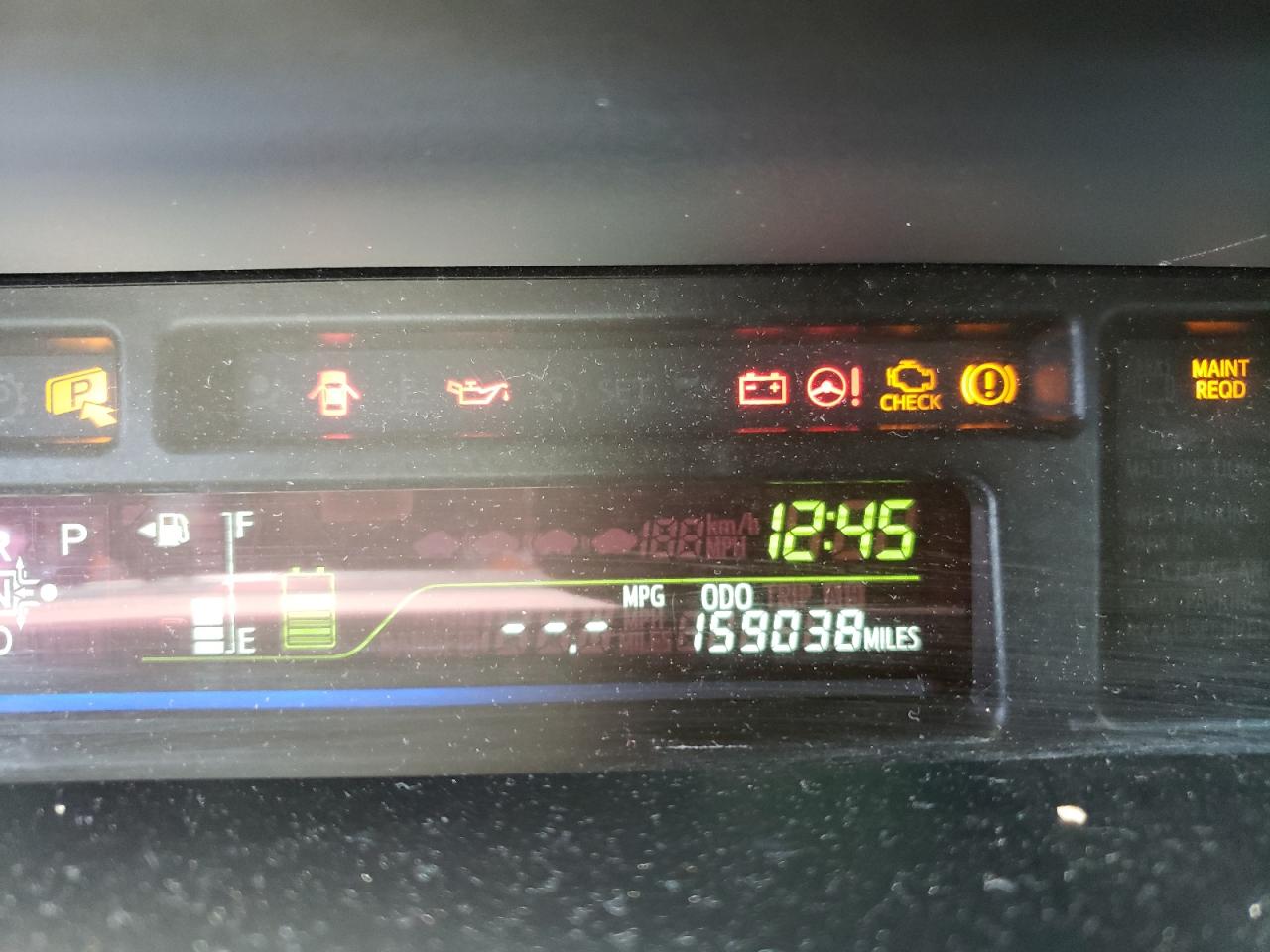 Photo 8 from auction – 2014 TOYOTA PRIUS V with VIN JTDZN3EU4EJ010036