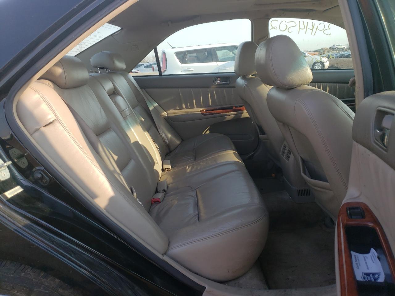 Photo 6 from auction – 2002 TOYOTA CAMRY LE with VIN 4T1BF30K82U034950