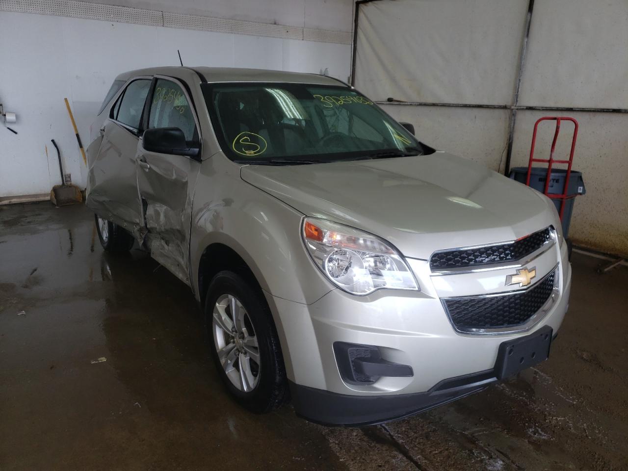 CHEVROLET EQUINOX LS 2014 with VIN 2GNALAEK9E6181150 - Photo from auction