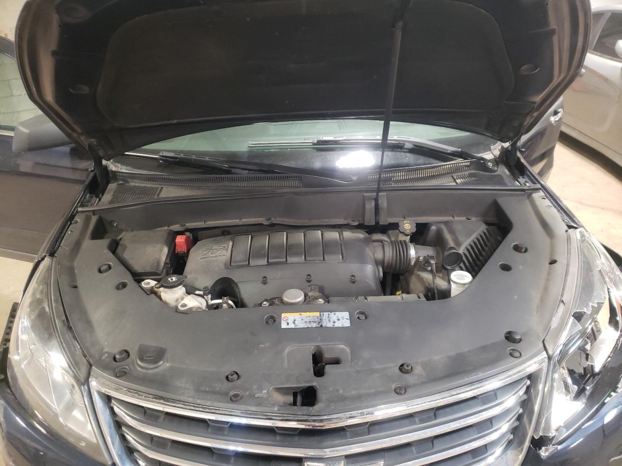 Photo 7 from auction – 2017 CHEVROLET TRAVERSE L with VIN 1GNKVGKD7HJ201751