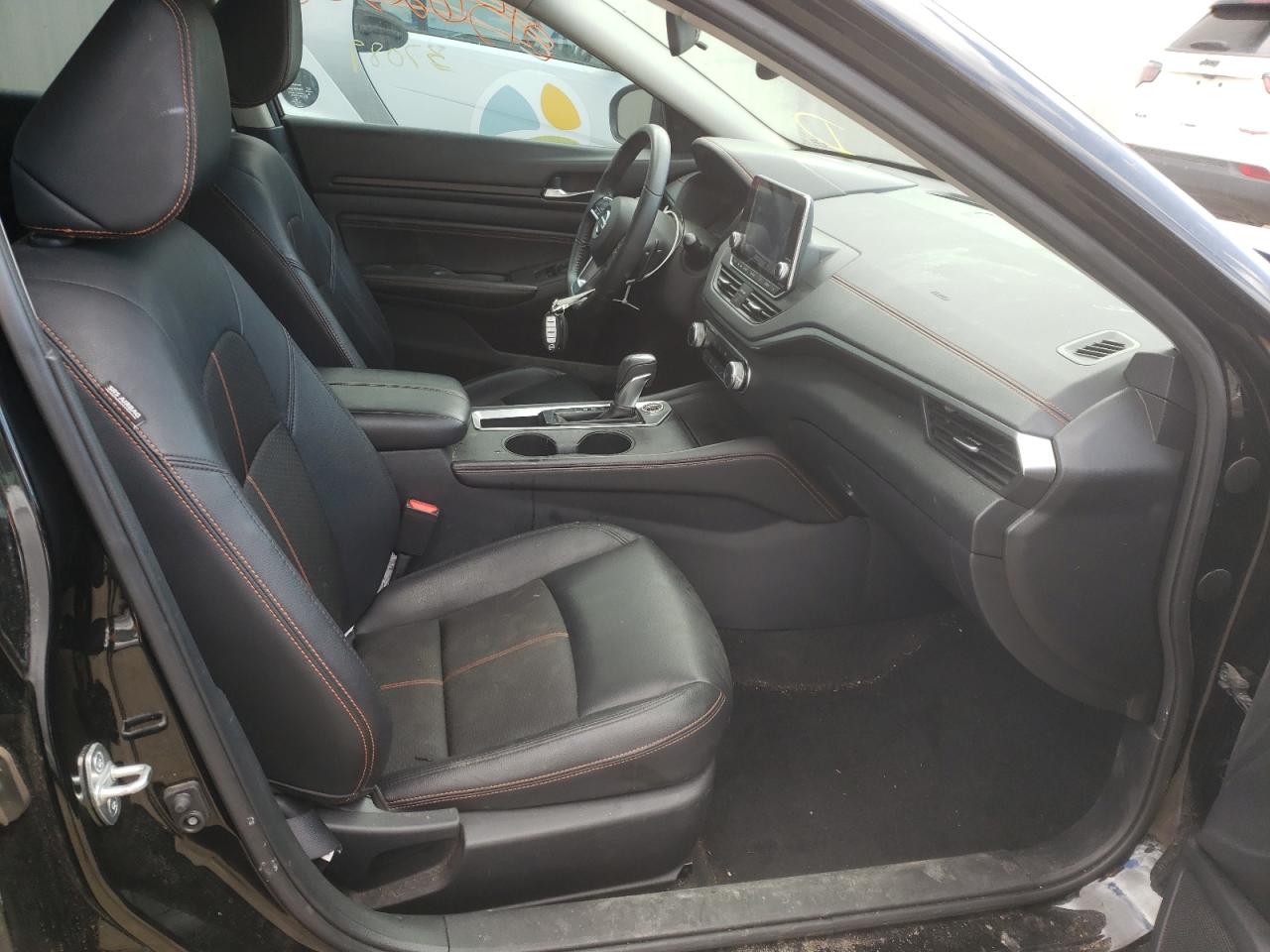 Photo 5 from auction – 2019 NISSAN ALTIMA SR with VIN 1N4BL4CV8KC255761