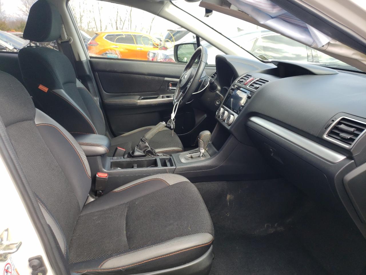 Photo 5 from auction – 2017 SUBARU CROSSTREK with VIN JF2GPADC9H8263428