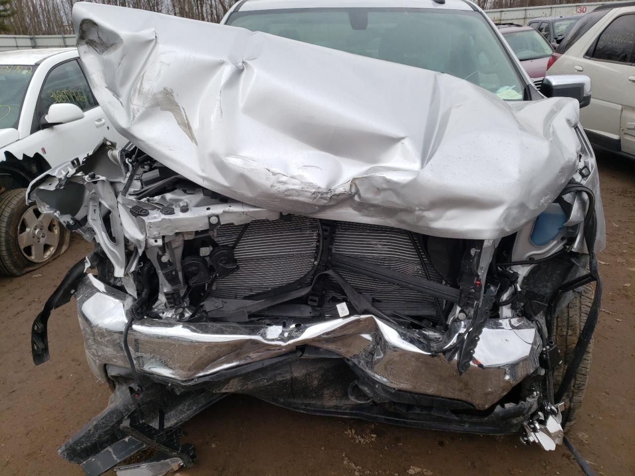 Photo 7 from auction – 2021 CHEVROLET SILVERADO with VIN 1GCUYDED3MZ403078