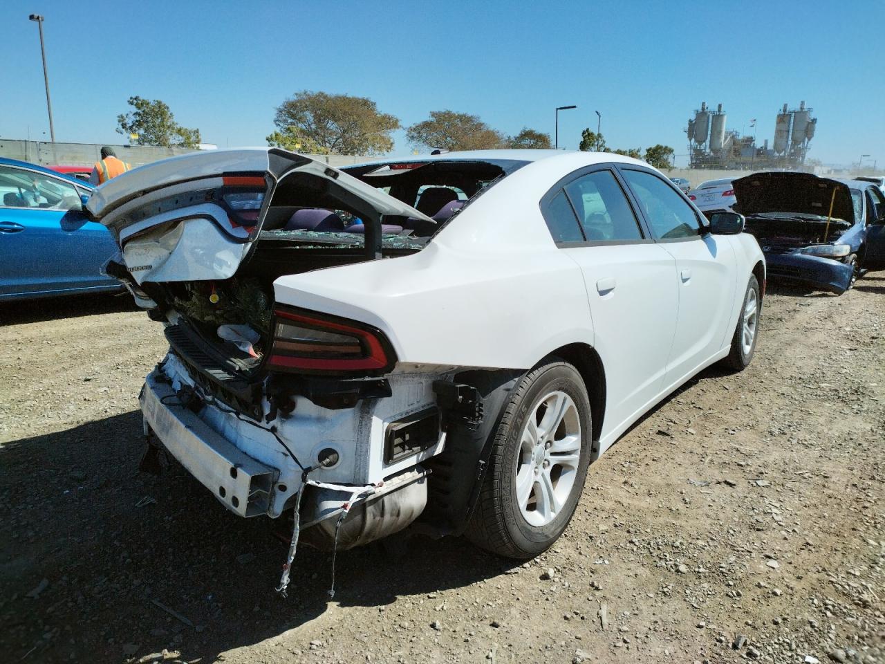 Photo 4 from auction – 2015 DODGE CHARGER SE with VIN 2C3CDXBG2FH753316