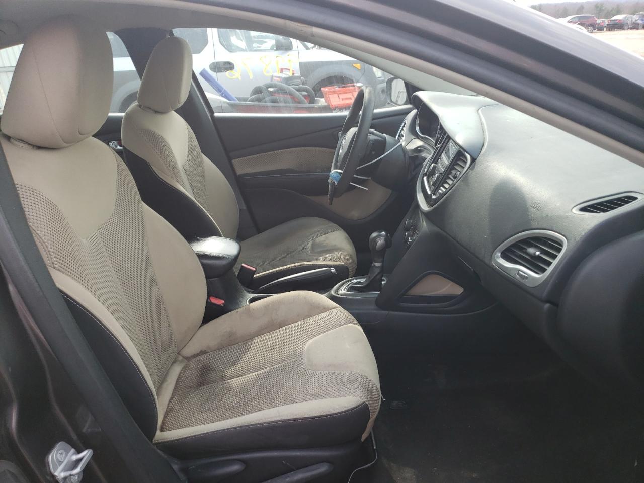 Photo 5 from auction – 2015 DODGE DART SXT with VIN 1C3CDFBB8FD211844