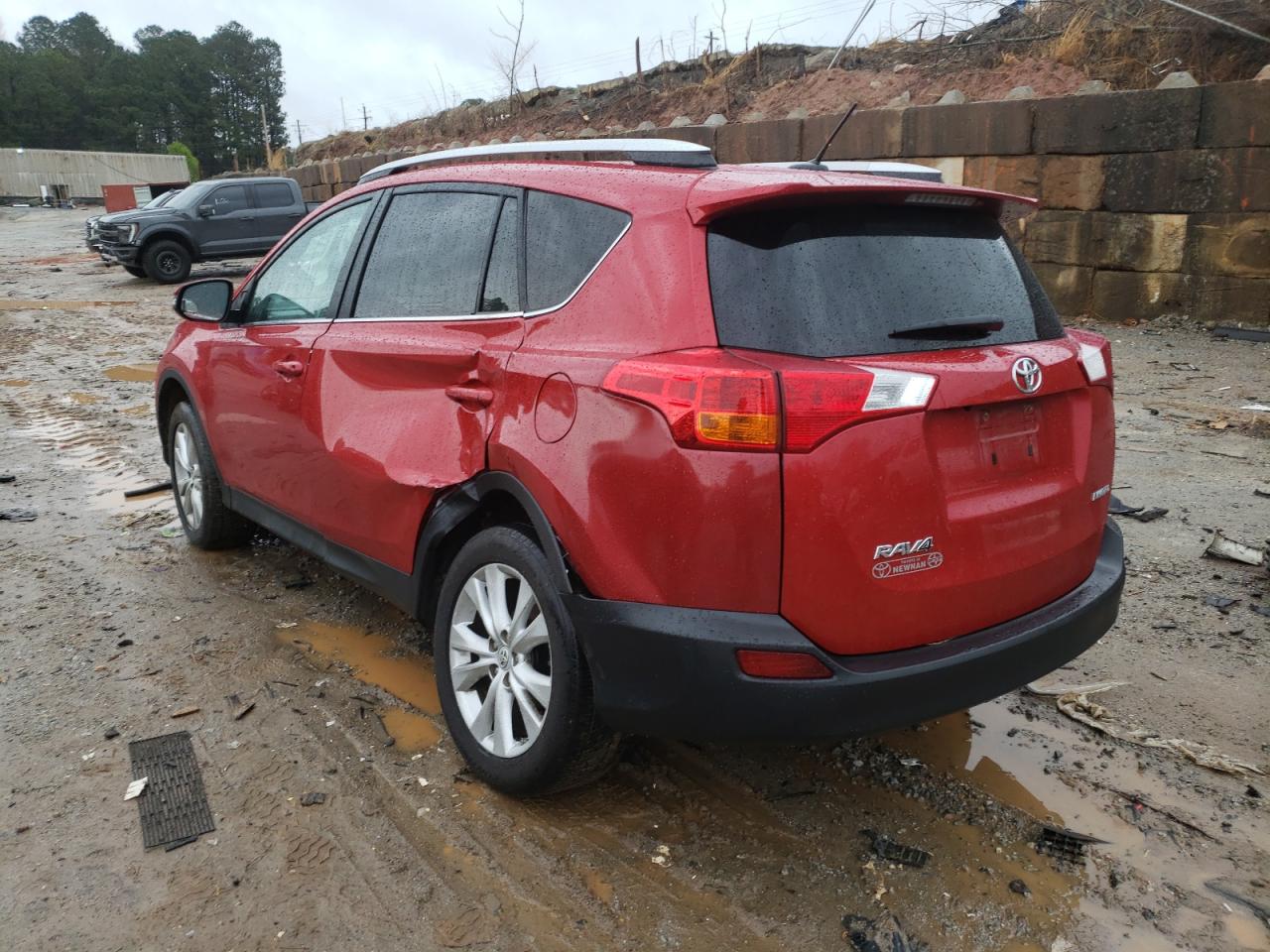Photo 3 from auction – 2015 TOYOTA RAV4 LIMIT with VIN 2T3YFREV6FW140827