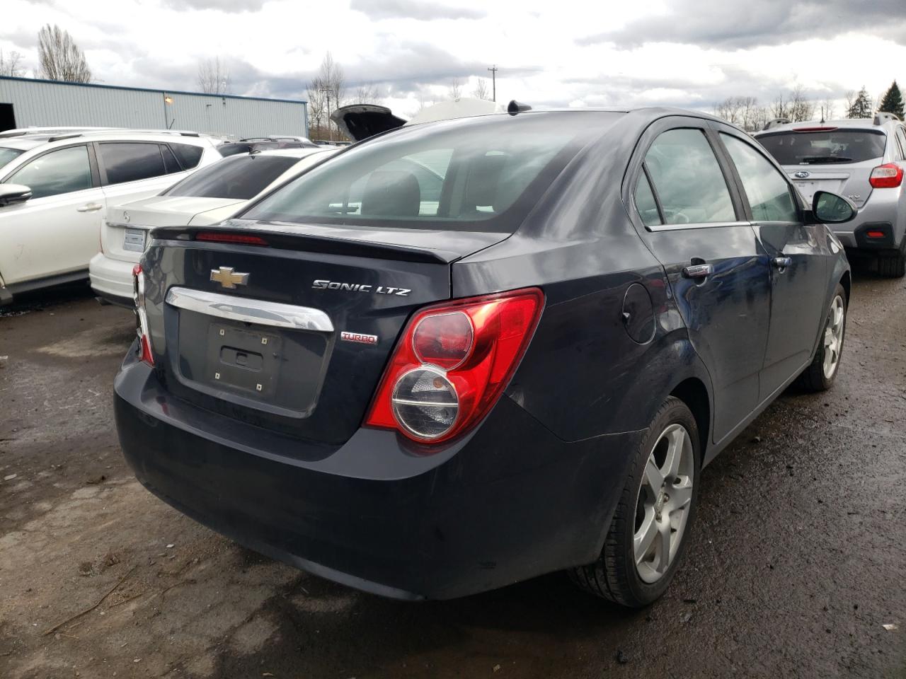 Photo 4 from auction – 2014 CHEVROLET SONIC LTZ with VIN 1G1JE5SB4E4229503