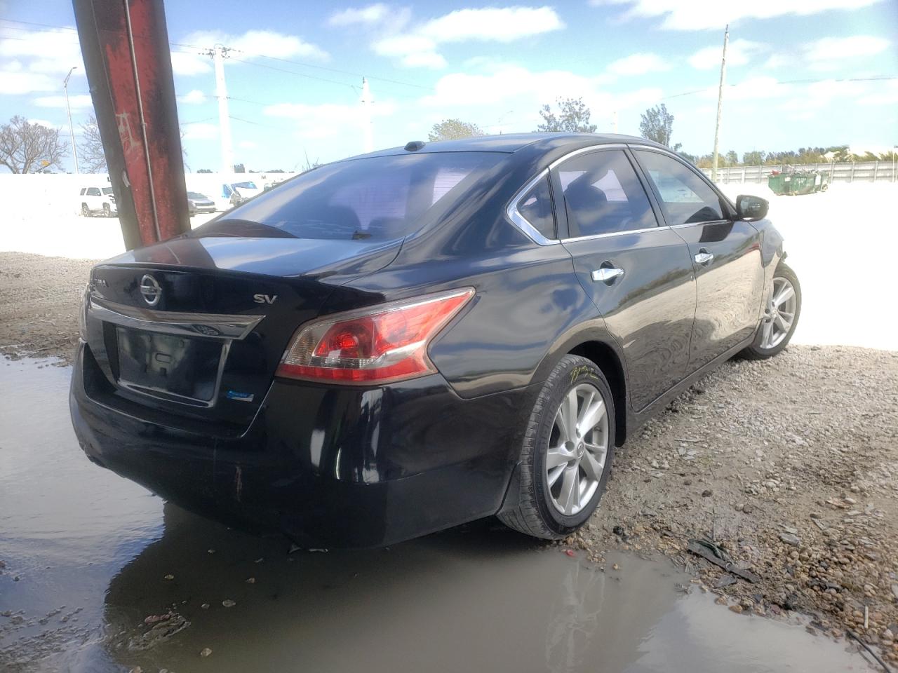 Photo 4 from auction – 2013 NISSAN ALTIMA 2.5 with VIN 1N4AL3AP8DC126139