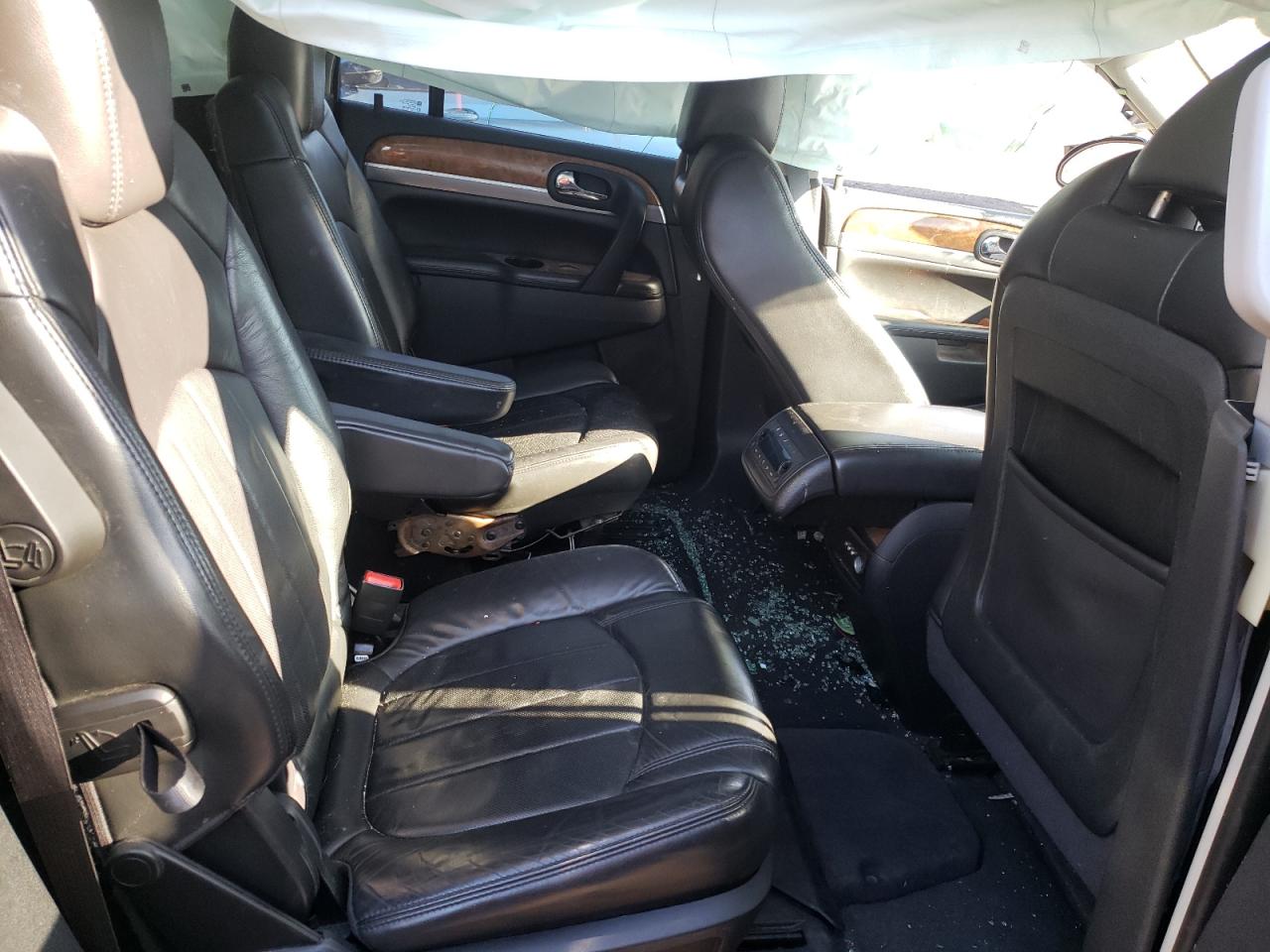 Photo 6 from auction – 2010 BUICK ENCLAVE CX with VIN 5GALVCED5AJ198938
