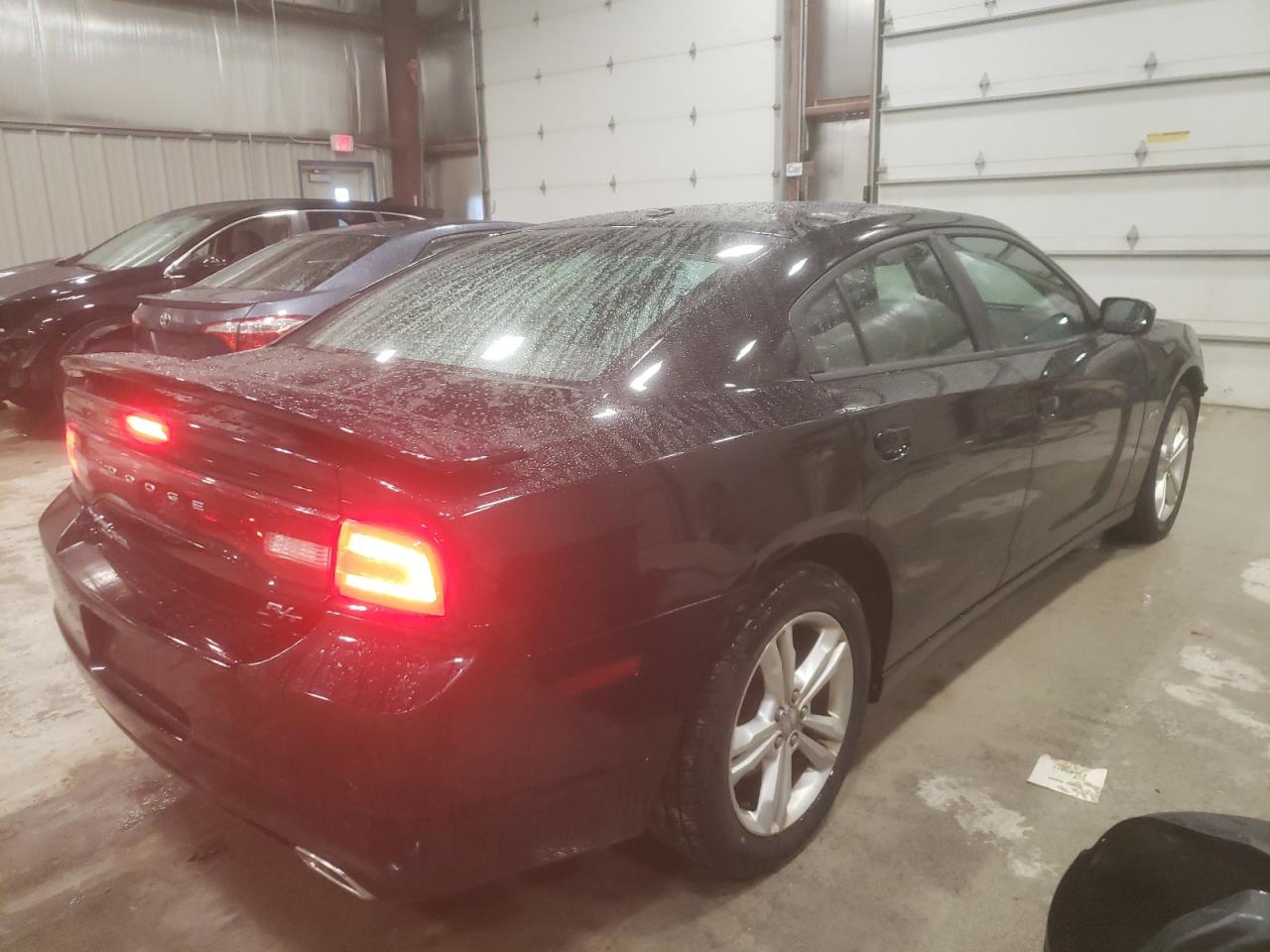Photo 4 from auction – 2011 DODGE CHARGER R/ with VIN 2B3CM5CT3BH611189