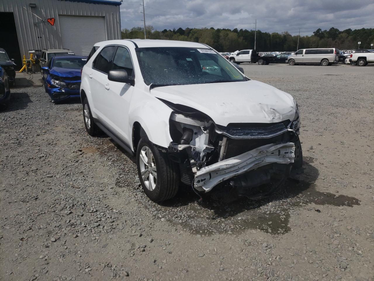 CHEVROLET EQUINOX LS 2017 with VIN 2GNALBEK3H1500680 - Photo from auction