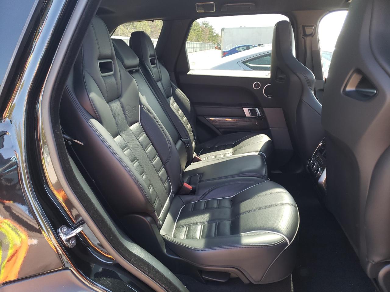 Photo 6 from auction – 2017 LAND ROVER RANGE ROVE with VIN SALWZ2FE2HA134781