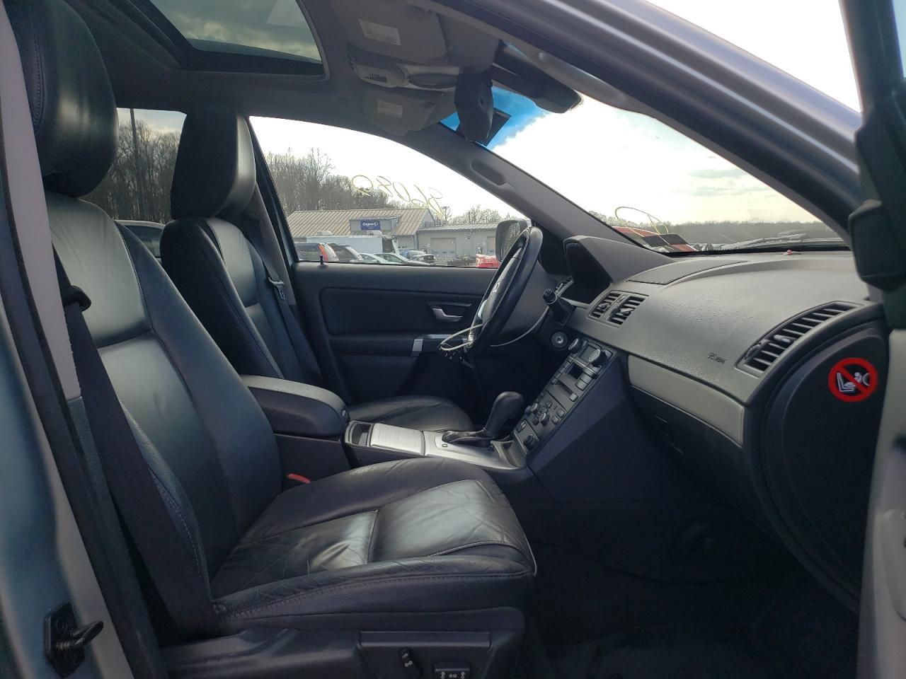 Photo 5 from auction – 2013 VOLVO XC90 3.2 with VIN YV4952CZXD1634864