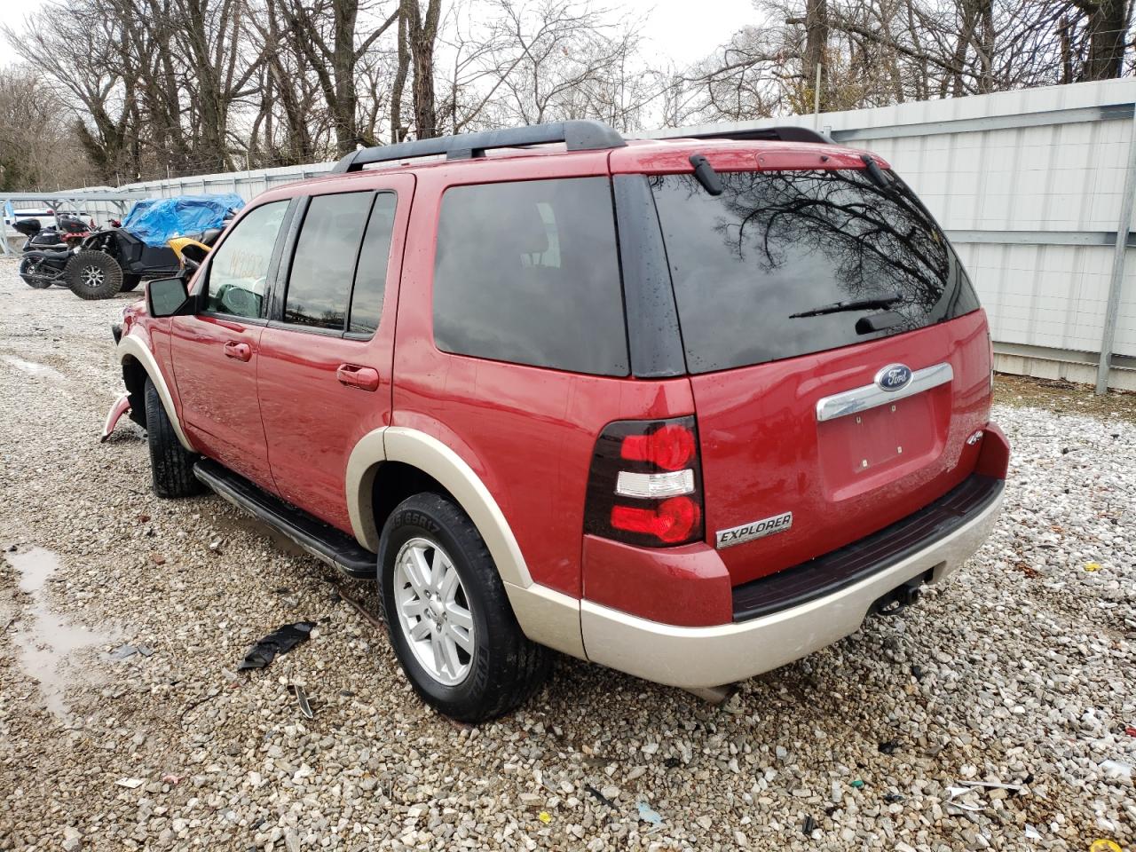 Photo 3 from auction – 2010 FORD EXPLORER E with VIN 1FMEU7EE7AUA30304