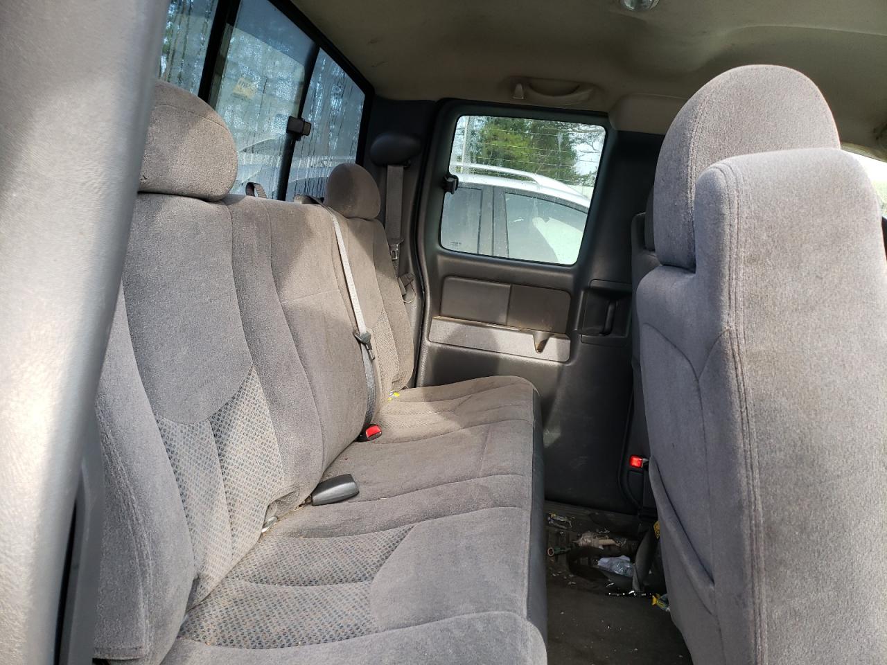 Photo 6 from auction – 2006 CHEVROLET silverado with VIN 1GCEC19T96Z160477