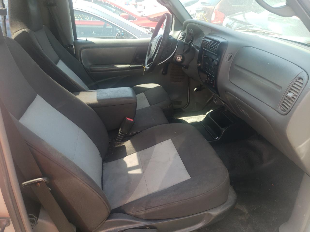 Photo 5 from auction – 2005 FORD RANGER with VIN 1FTYR10D65PA61238