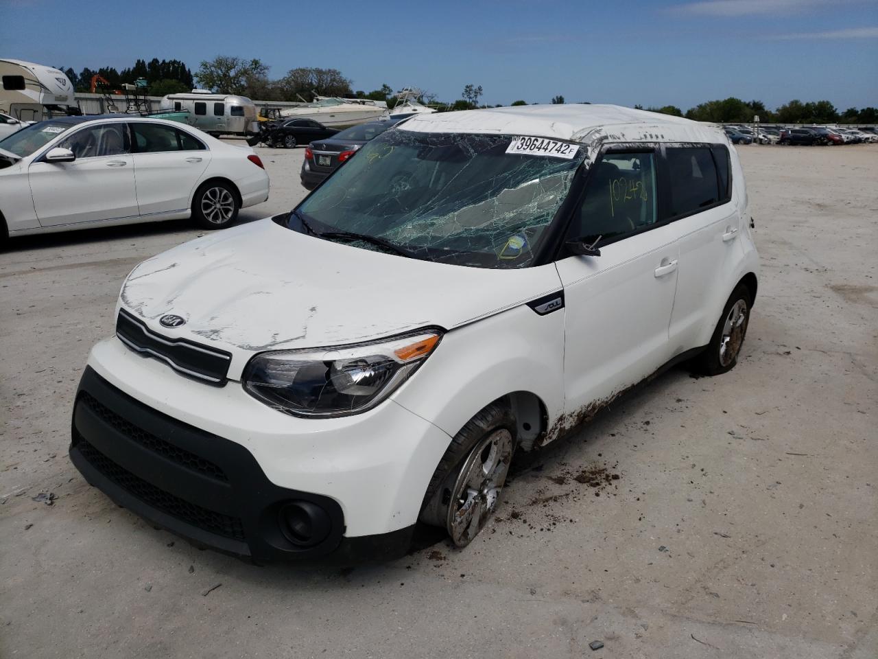 Photo 2 from auction – 2019 KIA SOUL with VIN KNDJN2A24K7919625