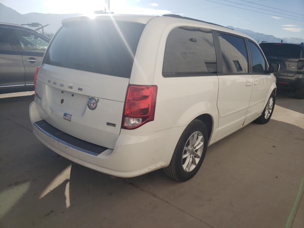 Photo 4 from auction – 2013 DODGE GRAND CARA with VIN 2C4RDGCG4DR685371