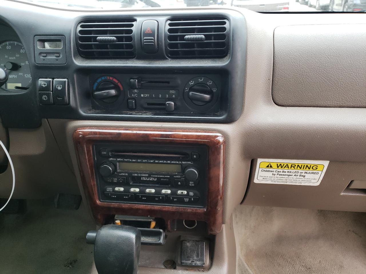 Photo 10 from auction – 2002 ISUZU RODEO S with VIN 4S2CK58W324320734