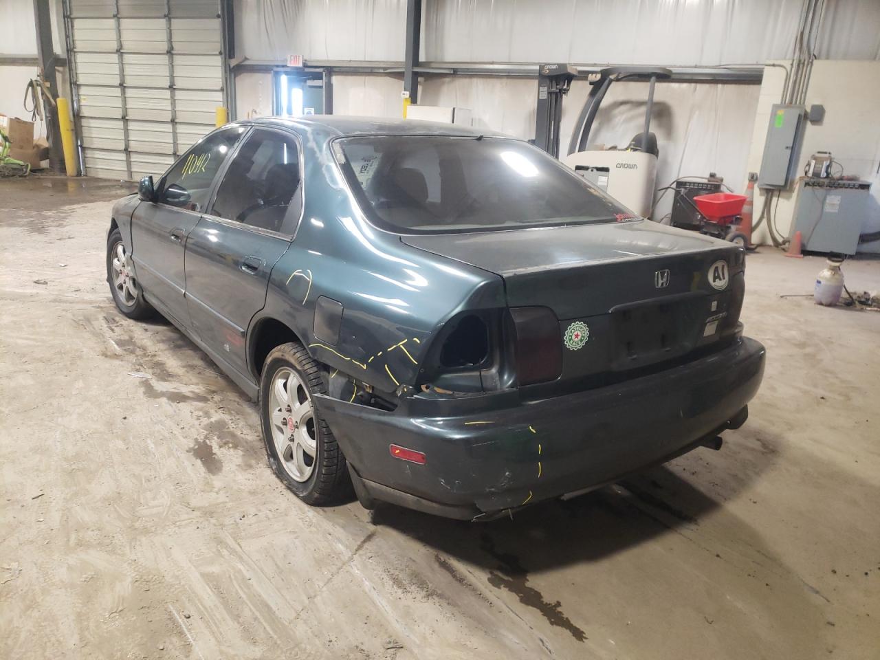 Photo 3 from auction – 1996 HONDA ACCORD EX with VIN 1HGCD5550TA096490