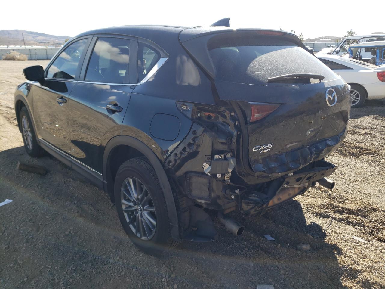 Photo 3 from auction – 2017 MAZDA CX-5 TOURI with VIN JM3KFBCL5H0213621