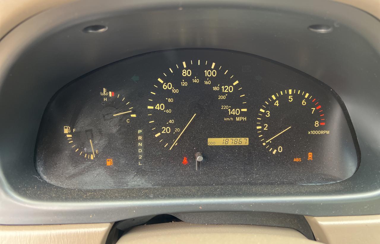 Photo 8 from auction – 2000 LEXUS RX 300 with VIN JT6GF10U6Y0049874