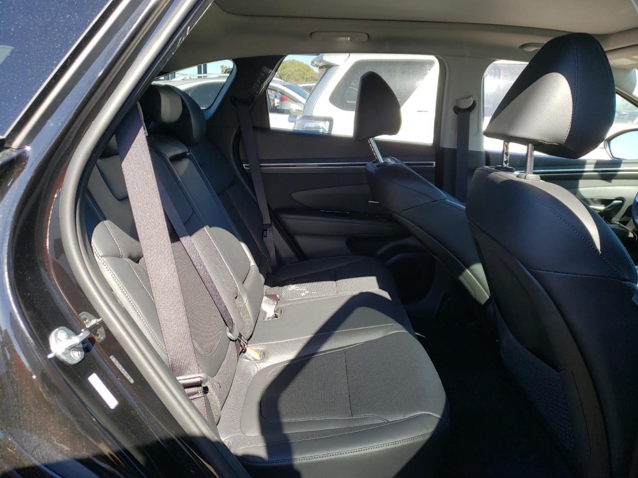 Photo 6 from auction – 2022 HYUNDAI TUCSON with VIN KM8JFDA20NU047017