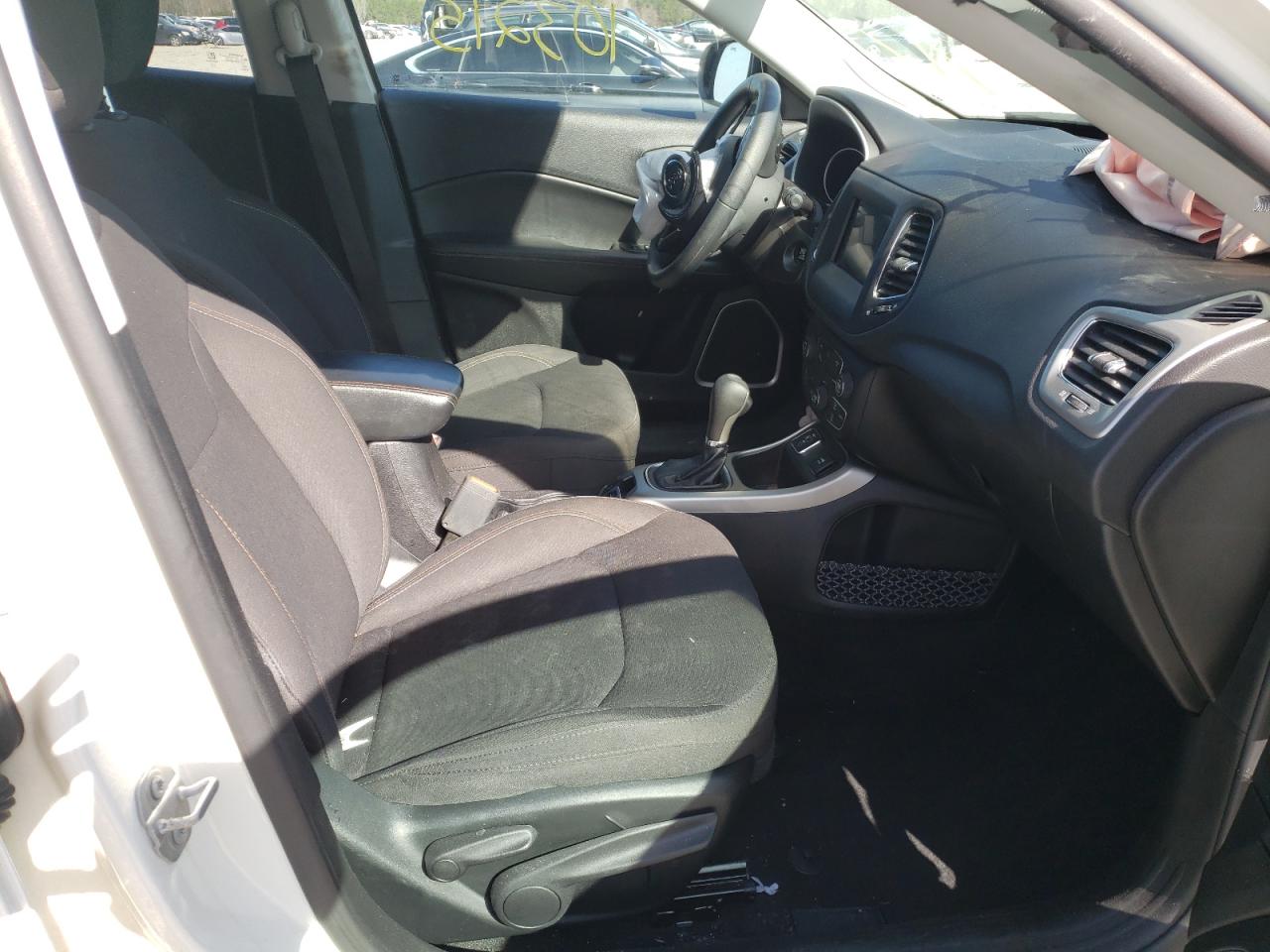 Photo 5 from auction – 2019 JEEP COMPASS SP with VIN 3C4NJCABXKT840944