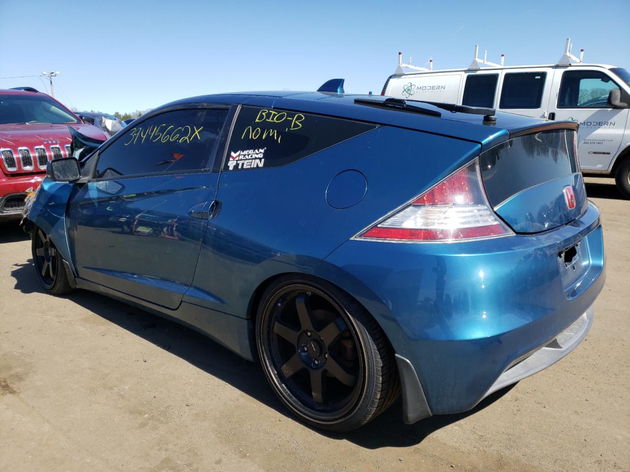 Photo 3 from auction – 2011 HONDA CRZ with VIN JHMZF1C62BS004780